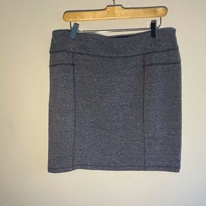 Athleta Blue Heather skirt Size Large So soft & comfy